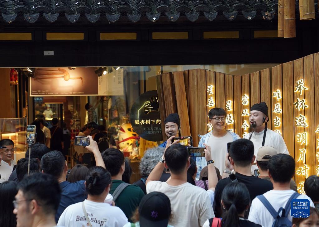 奔驰宝马游戏机